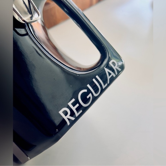 OGGI Coffee Tea Black Square Ceramic Canister Crock w Flip Lock Seal & Scoop - Picture 5 of 16